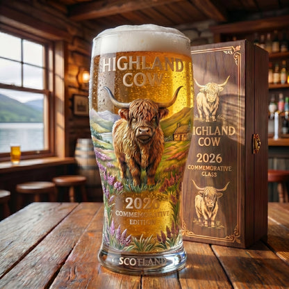 🏔️2026 Highland Cow Commemorative Glass